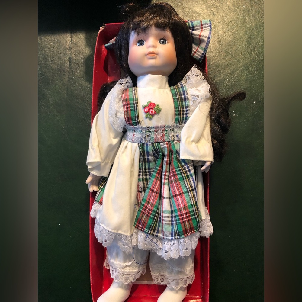 Vintage Brinn’s porcelain doll - Peggy